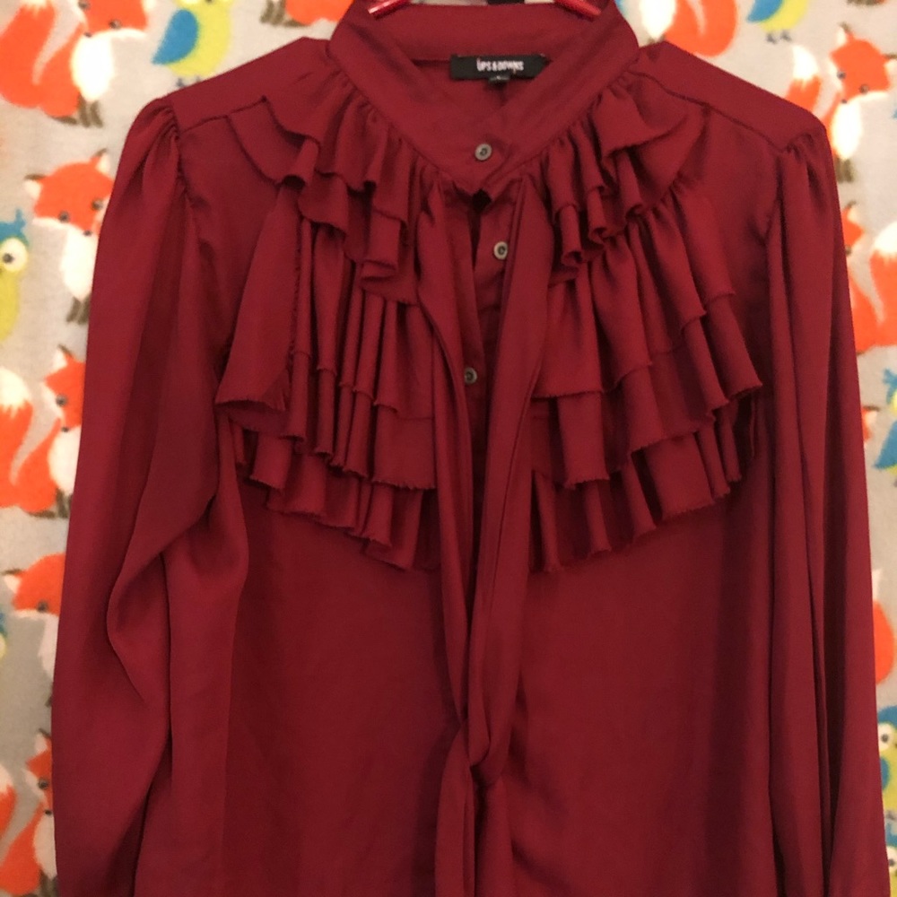 Cute Ruffle top🎉🎊 - Picture 3 of 8